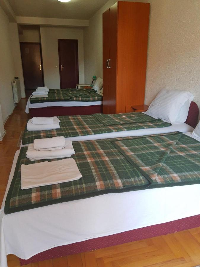 Hotel Montenegro Струга Екстер'єр фото
