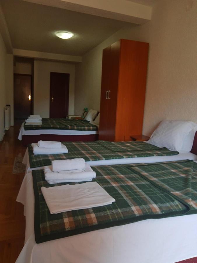 Hotel Montenegro Струга Екстер'єр фото